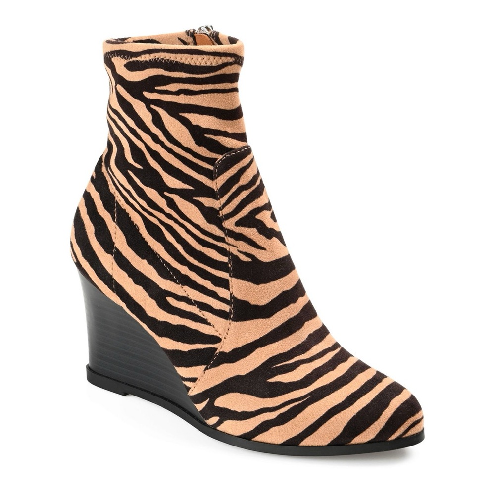 Journee Collection Women's Hepburn Wedge Booties - Picture 1 of 6